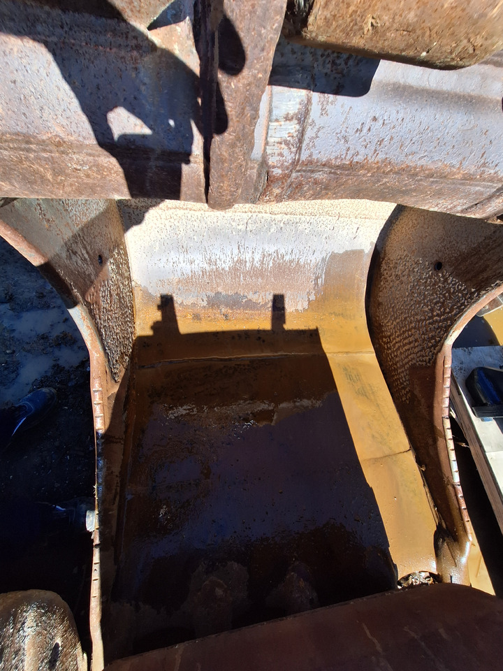VTN Digging bucket 1300 mm Lehnhoff - Kaivinkoneen kauha: kuva VTN Digging bucket 1300 mm Lehnhoff - Kaivinkoneen kauha VTN Digging bucket 1300 mm Lehnhoff - Kaivinkoneen kauha: kuva VTN Digging bucket 1300 mm Lehnhoff - Kaivinkoneen kauha