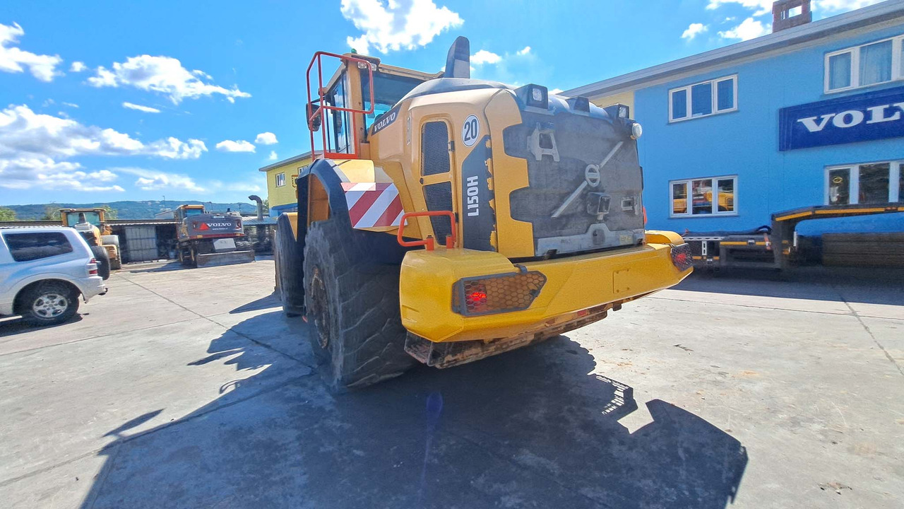 Volvo L150H - Pyöräkuormaaja: kuva Volvo L150H - Pyöräkuormaaja Volvo L150H - Pyöräkuormaaja: kuva Volvo L150H - Pyöräkuormaaja