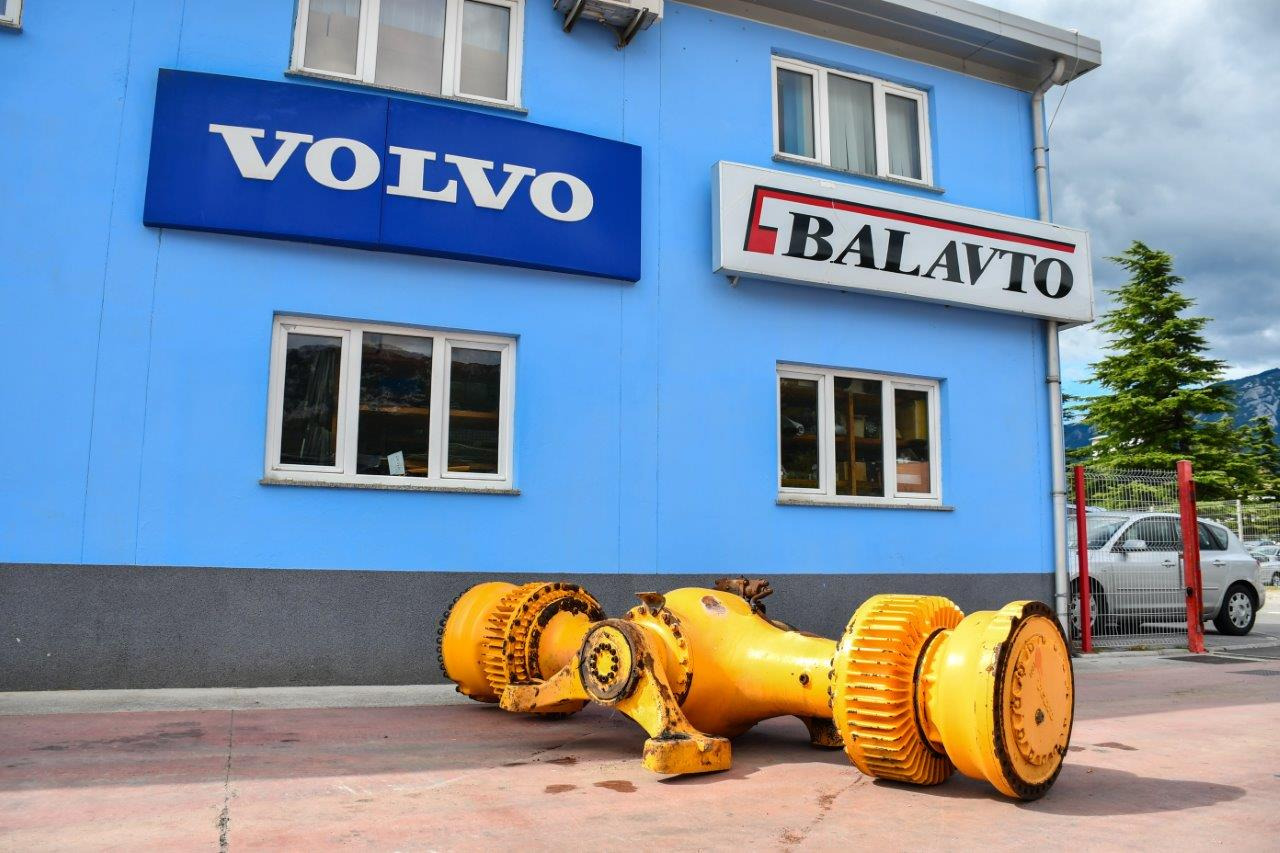 Volvo L350F - Akseli ja osat - Pyöräkuormaaja: kuva Volvo L350F - Akseli ja osat - Pyöräkuormaaja Volvo L350F - Akseli ja osat - Pyöräkuormaaja: kuva Volvo L350F - Akseli ja osat - Pyöräkuormaaja