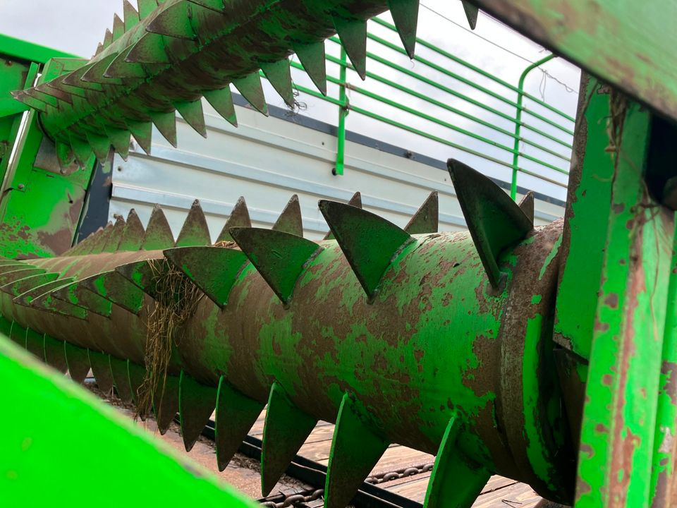 Deutz Fahr Ladewagen FE 6.37 mit Querförderband - Silppurivaunu: kuva Deutz Fahr Ladewagen FE 6.37 mit Querförderband - Silppurivaunu Deutz Fahr Ladewagen FE 6.37 mit Querförderband - Silppurivaunu: kuva Deutz Fahr Ladewagen FE 6.37 mit Querförderband - Silppurivaunu