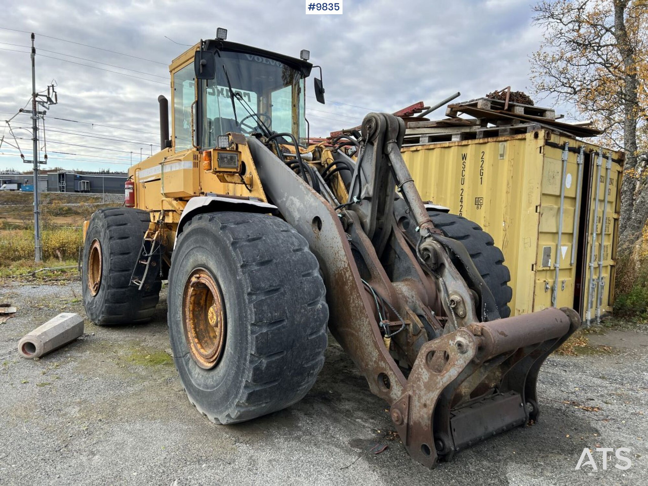 1995 Volvo L180C - Pyöräkuormaaja: kuva  1995 Volvo L180C - Pyöräkuormaaja 1995 Volvo L180C - Pyöräkuormaaja: kuva  1995 Volvo L180C - Pyöräkuormaaja