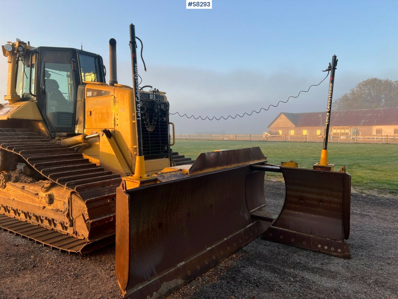 CAT CRAWLER DOZER D6N LGP with Icon gps80 Leica digging system (SEE VIDEO) - Puskutraktori: kuva CAT CRAWLER DOZER D6N LGP with Icon gps80 Leica digging system (SEE VIDEO) - Puskutraktori CAT CRAWLER DOZER D6N LGP with Icon gps80 Leica digging system (SEE VIDEO) - Puskutraktori: kuva CAT CRAWLER DOZER D6N LGP with Icon gps80 Leica digging system (SEE VIDEO) - Puskutraktori