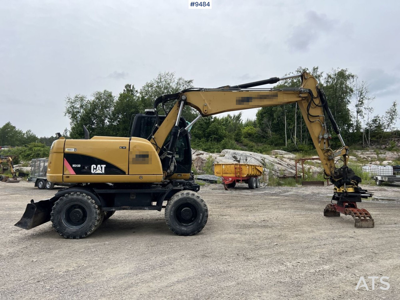 CAT M313D with tipping wagon and attachments (VIDEO) - Pyöräalustainen kaivinkone: kuva CAT M313D with tipping wagon and attachments (VIDEO) - Pyöräalustainen kaivinkone CAT M313D with tipping wagon and attachments (VIDEO) - Pyöräalustainen kaivinkone: kuva CAT M313D with tipping wagon and attachments (VIDEO) - Pyöräalustainen kaivinkone