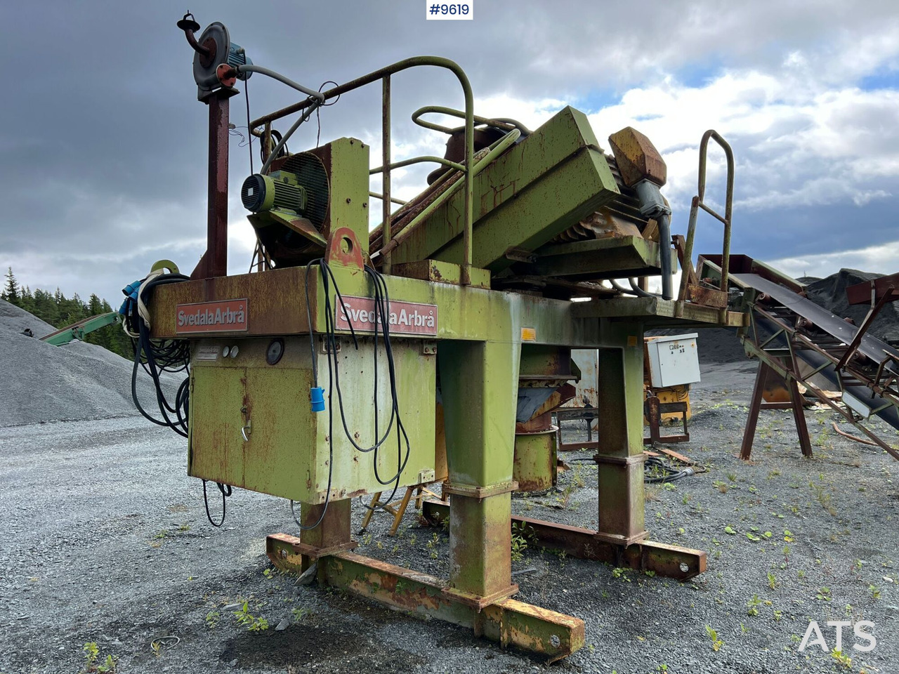 Cone crusher Svedala Arbrå K.S.P 200A - Kartiomurskain: kuva Cone crusher Svedala Arbrå K.S.P 200A - Kartiomurskain Cone crusher Svedala Arbrå K.S.P 200A - Kartiomurskain: kuva Cone crusher Svedala Arbrå K.S.P 200A - Kartiomurskain