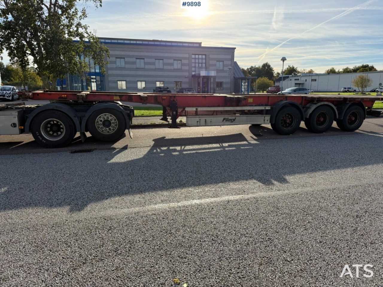 Container chassis Fliegl SDS 400 - Konttialus/ Vaihtokuormatilat puoliperävaunu: kuva Container chassis Fliegl SDS 400 - Konttialus/ Vaihtokuormatilat puoliperävaunu Container chassis Fliegl SDS 400 - Konttialus/ Vaihtokuormatilat puoliperävaunu: kuva Container chassis Fliegl SDS 400 - Konttialus/ Vaihtokuormatilat puoliperävaunu