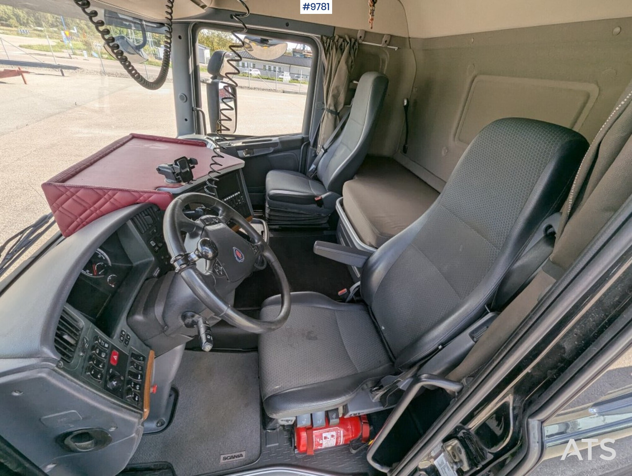 Dump truck Scania R520 8X4 - Kippiauto kuorma-auto: kuva Dump truck Scania R520 8X4 - Kippiauto kuorma-auto Dump truck Scania R520 8X4 - Kippiauto kuorma-auto: kuva Dump truck Scania R520 8X4 - Kippiauto kuorma-auto