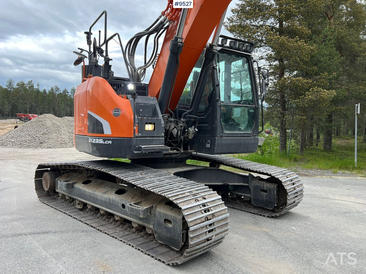 Excavator Doosan DX235 LCR-5 with excavator system (SEE VIDEO) - Telakaivukone: kuva Excavator Doosan DX235 LCR-5 with excavator system (SEE VIDEO) - Telakaivukone Excavator Doosan DX235 LCR-5 with excavator system (SEE VIDEO) - Telakaivukone: kuva Excavator Doosan DX235 LCR-5 with excavator system (SEE VIDEO) - Telakaivukone