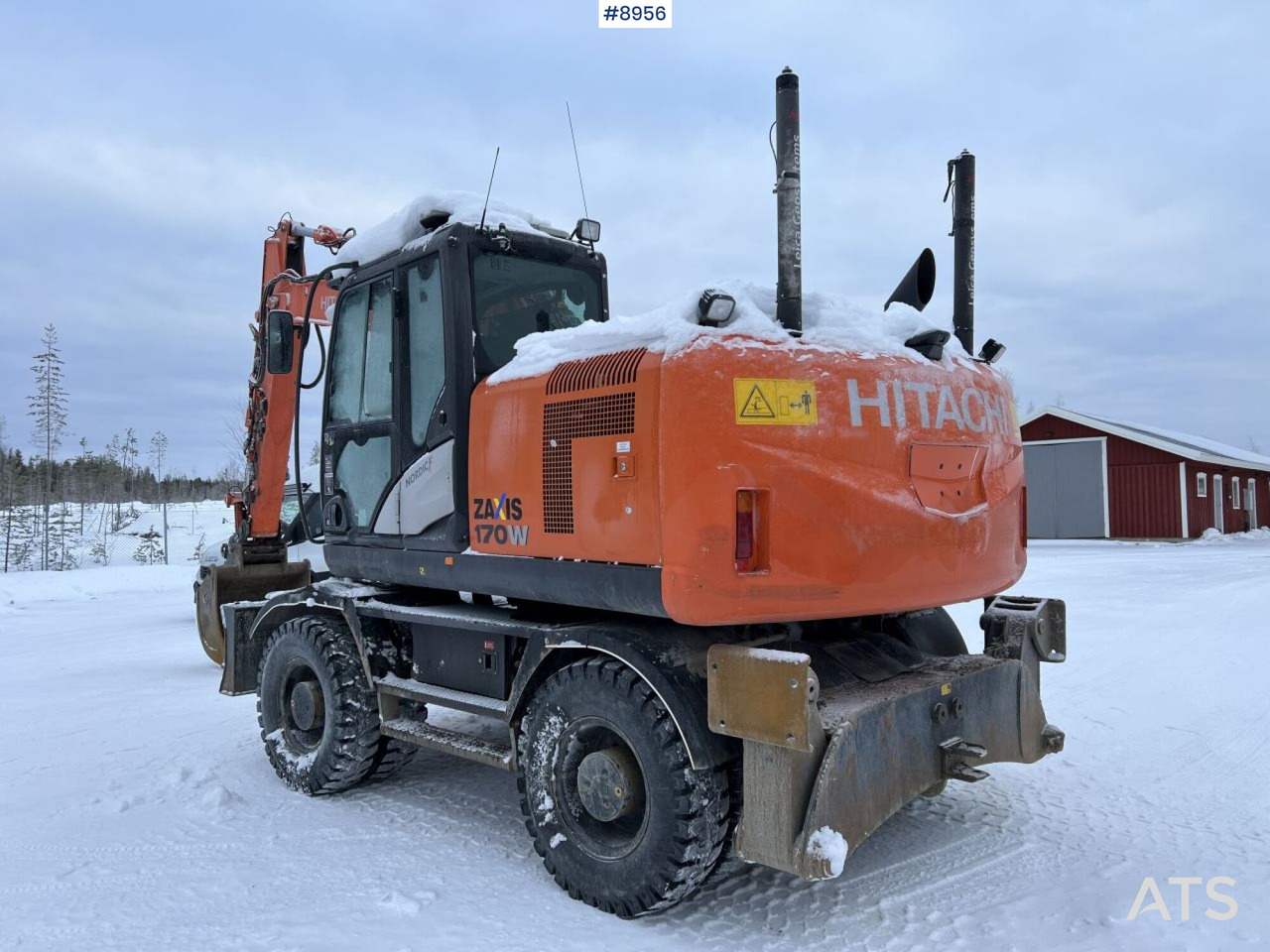 Hitachi ZX 170 W Wheeled excavator with tipper wagon and attachments - Pyöräalustainen kaivinkone: kuva Hitachi ZX 170 W Wheeled excavator with tipper wagon and attachments - Pyöräalustainen kaivinkone Hitachi ZX 170 W Wheeled excavator with tipper wagon and attachments - Pyöräalustainen kaivinkone: kuva Hitachi ZX 170 W Wheeled excavator with tipper wagon and attachments - Pyöräalustainen kaivinkone