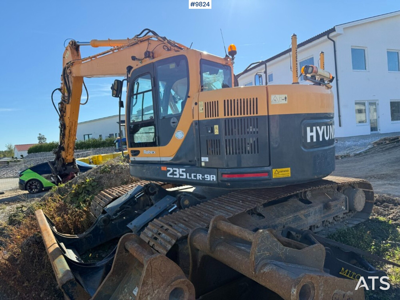 Hyundai Robex 235LCR-9A excavator - Telakaivukone: kuva Hyundai Robex 235LCR-9A excavator - Telakaivukone Hyundai Robex 235LCR-9A excavator - Telakaivukone: kuva Hyundai Robex 235LCR-9A excavator - Telakaivukone