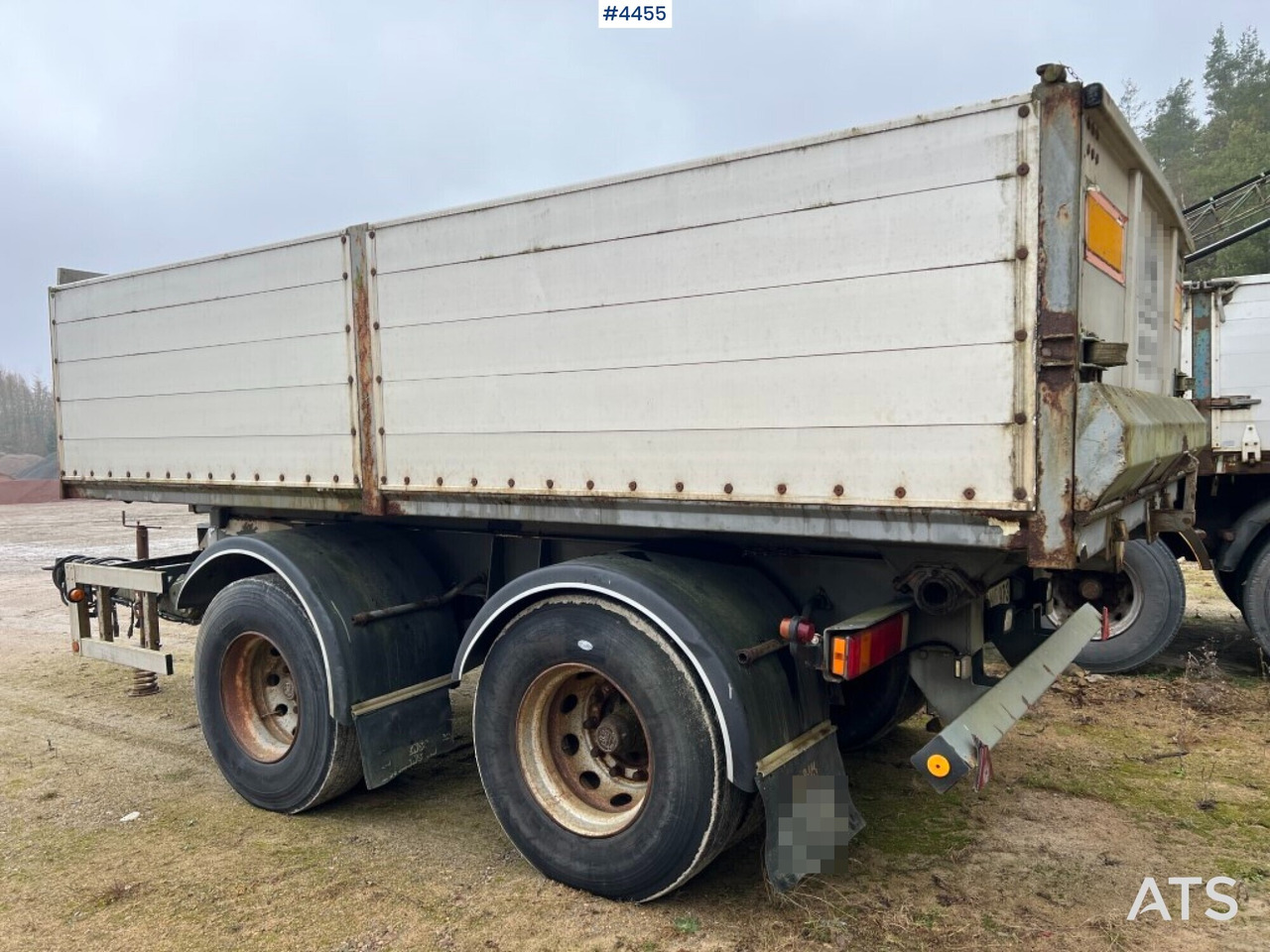 ILSBO T1-2K Trailer - Lavaperävaunu: kuva ILSBO T1-2K Trailer - Lavaperävaunu ILSBO T1-2K Trailer - Lavaperävaunu: kuva ILSBO T1-2K Trailer - Lavaperävaunu
