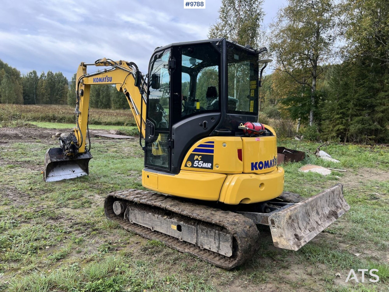 KOMATSU PC55MR-5E0 Excavator with attachments (SEE VIDEO) - Minikuormaaja: kuva KOMATSU PC55MR-5E0 Excavator with attachments (SEE VIDEO) - Minikuormaaja KOMATSU PC55MR-5E0 Excavator with attachments (SEE VIDEO) - Minikuormaaja: kuva KOMATSU PC55MR-5E0 Excavator with attachments (SEE VIDEO) - Minikuormaaja