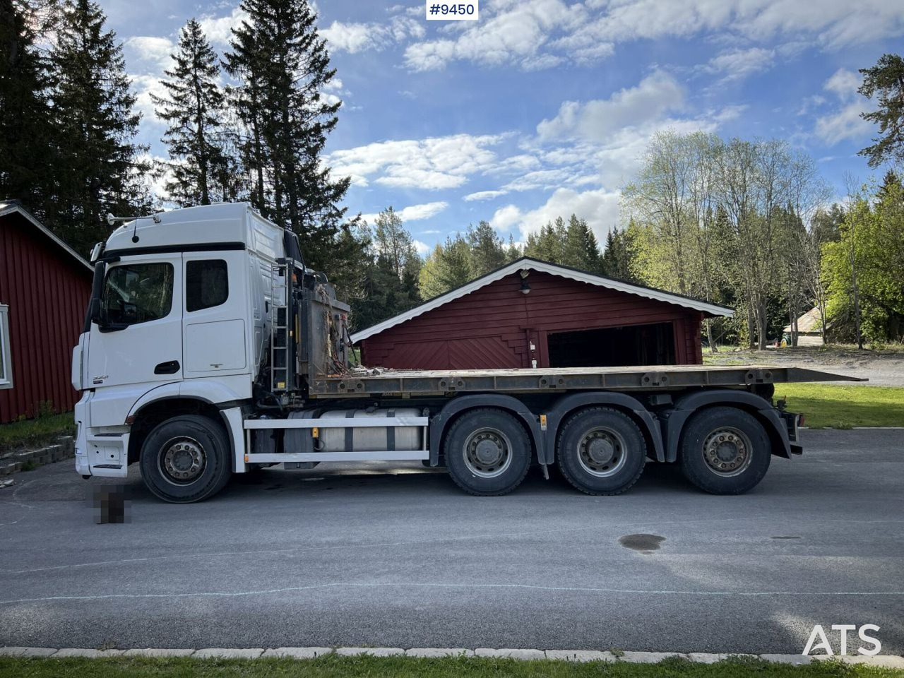 Mercedes Benz Arocs 3251 Tridem Hooklift, flatbed and concrete rotator - Koukkulava kuorma-auto: kuva Mercedes Benz Arocs 3251 Tridem Hooklift, flatbed and concrete rotator - Koukkulava kuorma-auto Mercedes Benz Arocs 3251 Tridem Hooklift, flatbed and concrete rotator - Koukkulava kuorma-auto: kuva Mercedes Benz Arocs 3251 Tridem Hooklift, flatbed and concrete rotator - Koukkulava kuorma-auto