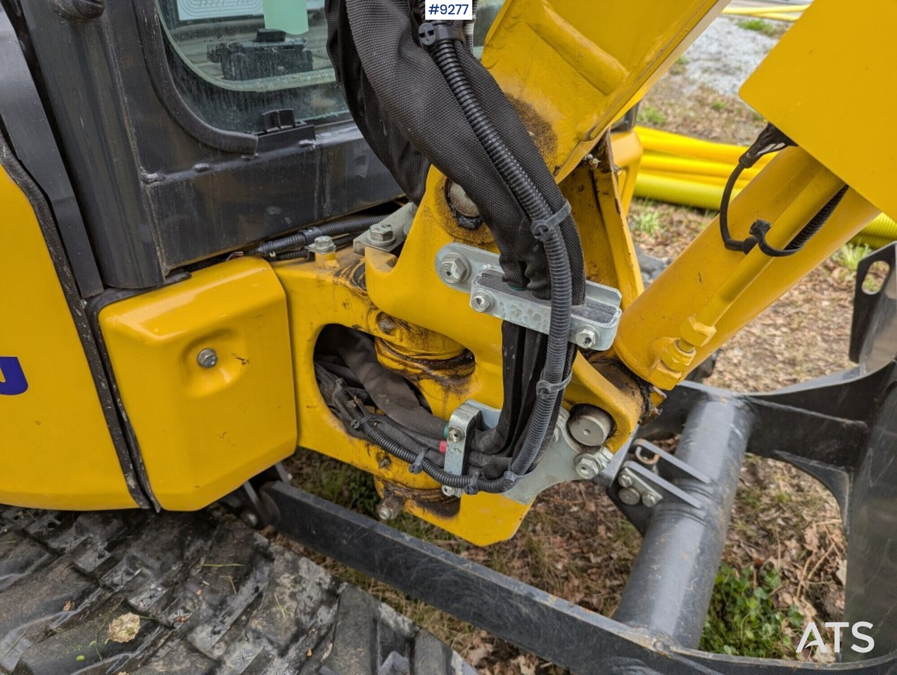 Minikuormaaja Mini Excavator Komatsu PC26MR (See Video): kuva Minikuormaaja Mini Excavator Komatsu PC26MR (See Video)