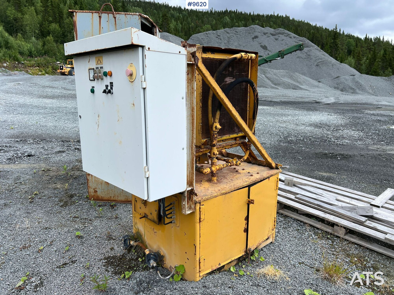 Oil cabinet for Kona cruscher - Kartiomurskain: kuva Oil cabinet for Kona cruscher - Kartiomurskain Oil cabinet for Kona cruscher - Kartiomurskain: kuva Oil cabinet for Kona cruscher - Kartiomurskain