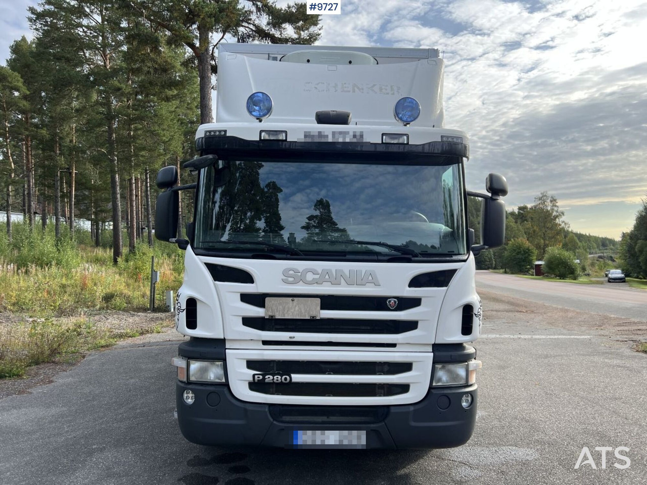SCANIA P280 Box truck with tail lift - Umpikori kuorma-auto: kuva SCANIA P280 Box truck with tail lift - Umpikori kuorma-auto SCANIA P280 Box truck with tail lift - Umpikori kuorma-auto: kuva SCANIA P280 Box truck with tail lift - Umpikori kuorma-auto
