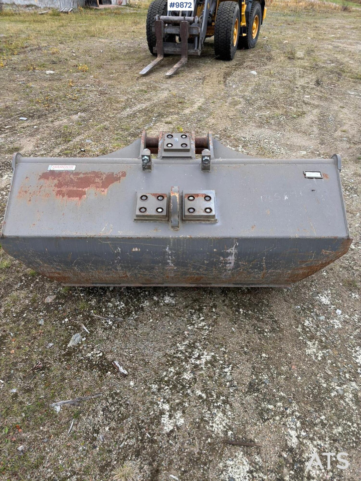 SMP Planer bucket 1250 L - Kaivinkoneen kauha: kuva SMP Planer bucket 1250 L - Kaivinkoneen kauha SMP Planer bucket 1250 L - Kaivinkoneen kauha: kuva SMP Planer bucket 1250 L - Kaivinkoneen kauha