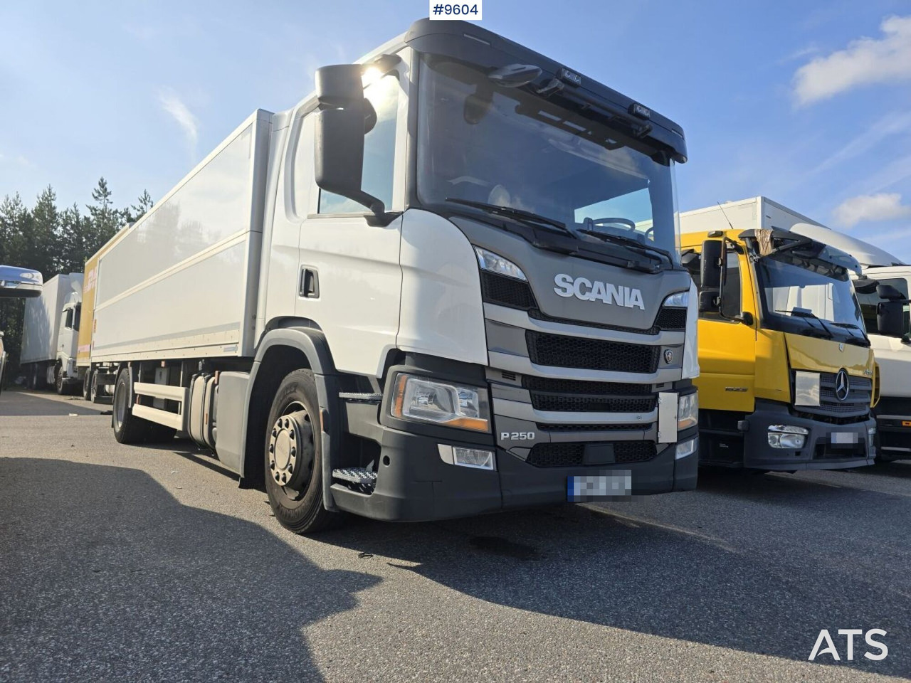 Scania P250 Liftable and lowerable body - Umpikori kuorma-auto: kuva Scania P250 Liftable and lowerable body - Umpikori kuorma-auto Scania P250 Liftable and lowerable body - Umpikori kuorma-auto: kuva Scania P250 Liftable and lowerable body - Umpikori kuorma-auto