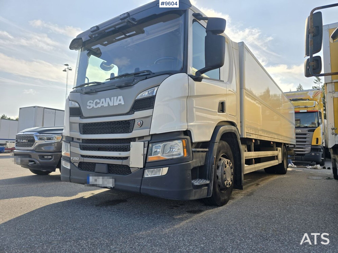 Scania P250 Liftable and lowerable body - Umpikori kuorma-auto: kuva Scania P250 Liftable and lowerable body - Umpikori kuorma-auto Scania P250 Liftable and lowerable body - Umpikori kuorma-auto: kuva Scania P250 Liftable and lowerable body - Umpikori kuorma-auto