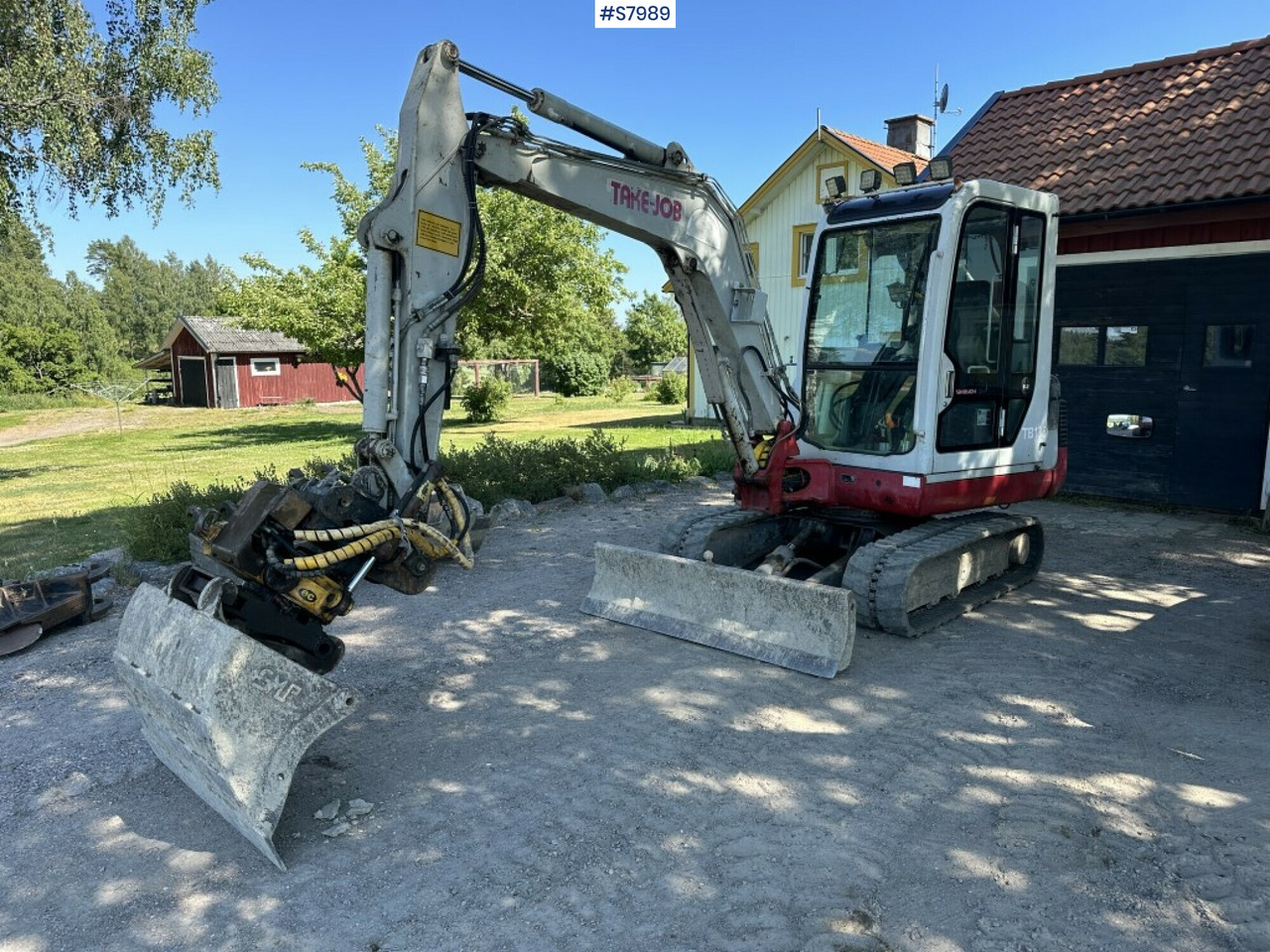 Take Job TB135 Mini excavator with Engcon tiltrotator and gears, See video - Kaivuri: kuva Take Job TB135 Mini excavator with Engcon tiltrotator and gears, See video - Kaivuri Take Job TB135 Mini excavator with Engcon tiltrotator and gears, See video - Kaivuri: kuva Take Job TB135 Mini excavator with Engcon tiltrotator and gears, See video - Kaivuri
