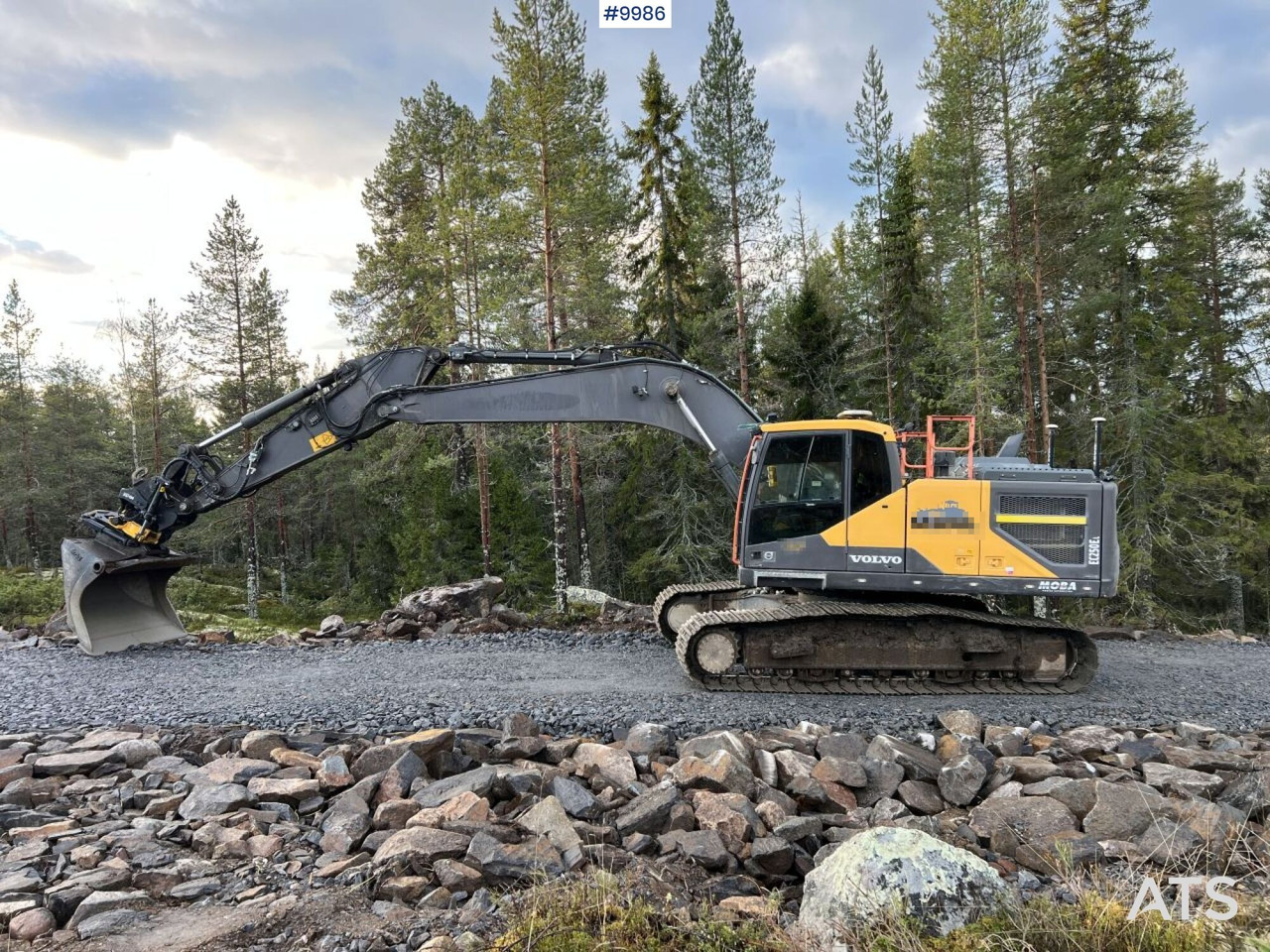 Volvo EC250EL Excavator with MOBA Excavation System, Rotor, and Bucket - Telakaivukone: kuva Volvo EC250EL Excavator with MOBA Excavation System, Rotor, and Bucket - Telakaivukone Volvo EC250EL Excavator with MOBA Excavation System, Rotor, and Bucket - Telakaivukone: kuva Volvo EC250EL Excavator with MOBA Excavation System, Rotor, and Bucket - Telakaivukone