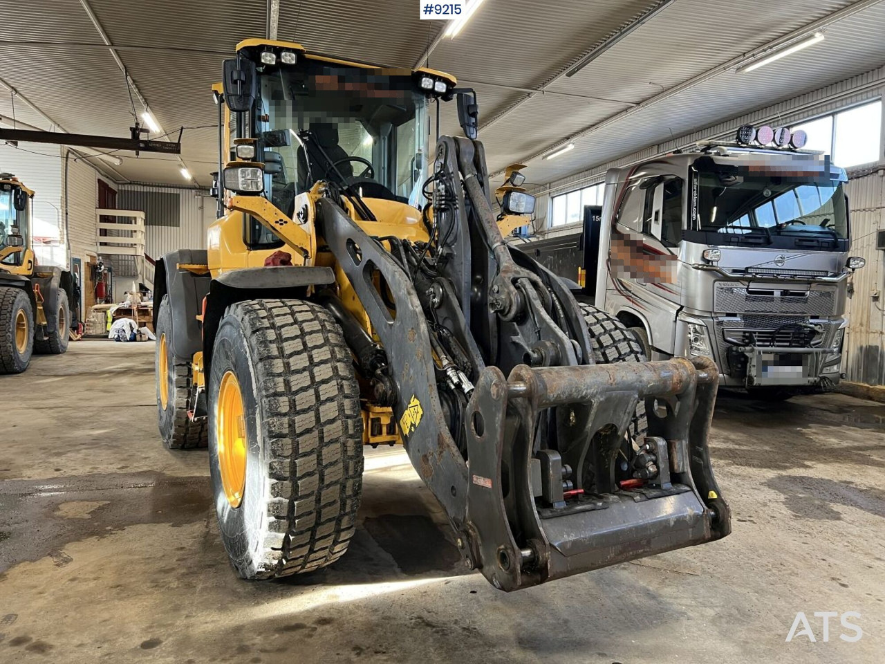 Pyöräkuormaaja Volvo L 90 H Wheel loader (VIDEO): kuva Pyöräkuormaaja Volvo L 90 H Wheel loader (VIDEO)
