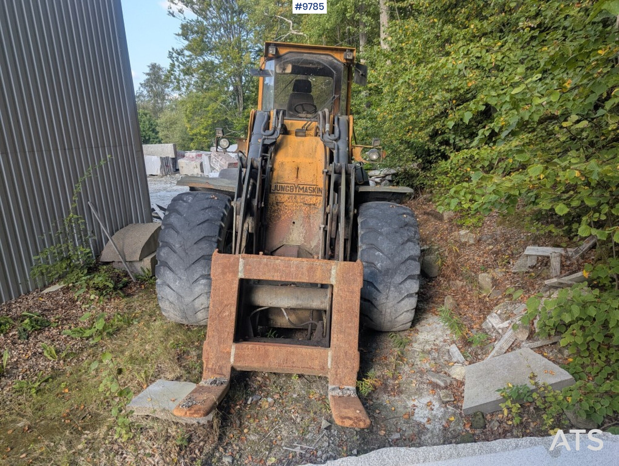 Wheel loader Ljungby L25 Repair object - Pyöräkuormaaja: kuva Wheel loader Ljungby L25 Repair object - Pyöräkuormaaja Wheel loader Ljungby L25 Repair object - Pyöräkuormaaja: kuva Wheel loader Ljungby L25 Repair object - Pyöräkuormaaja
