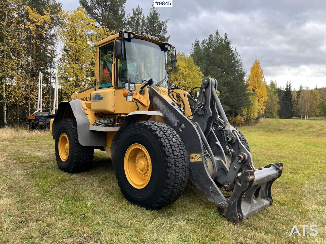 Pyöräkuormaaja Wheel loader Volvo L90E: kuva Pyöräkuormaaja Wheel loader Volvo L90E