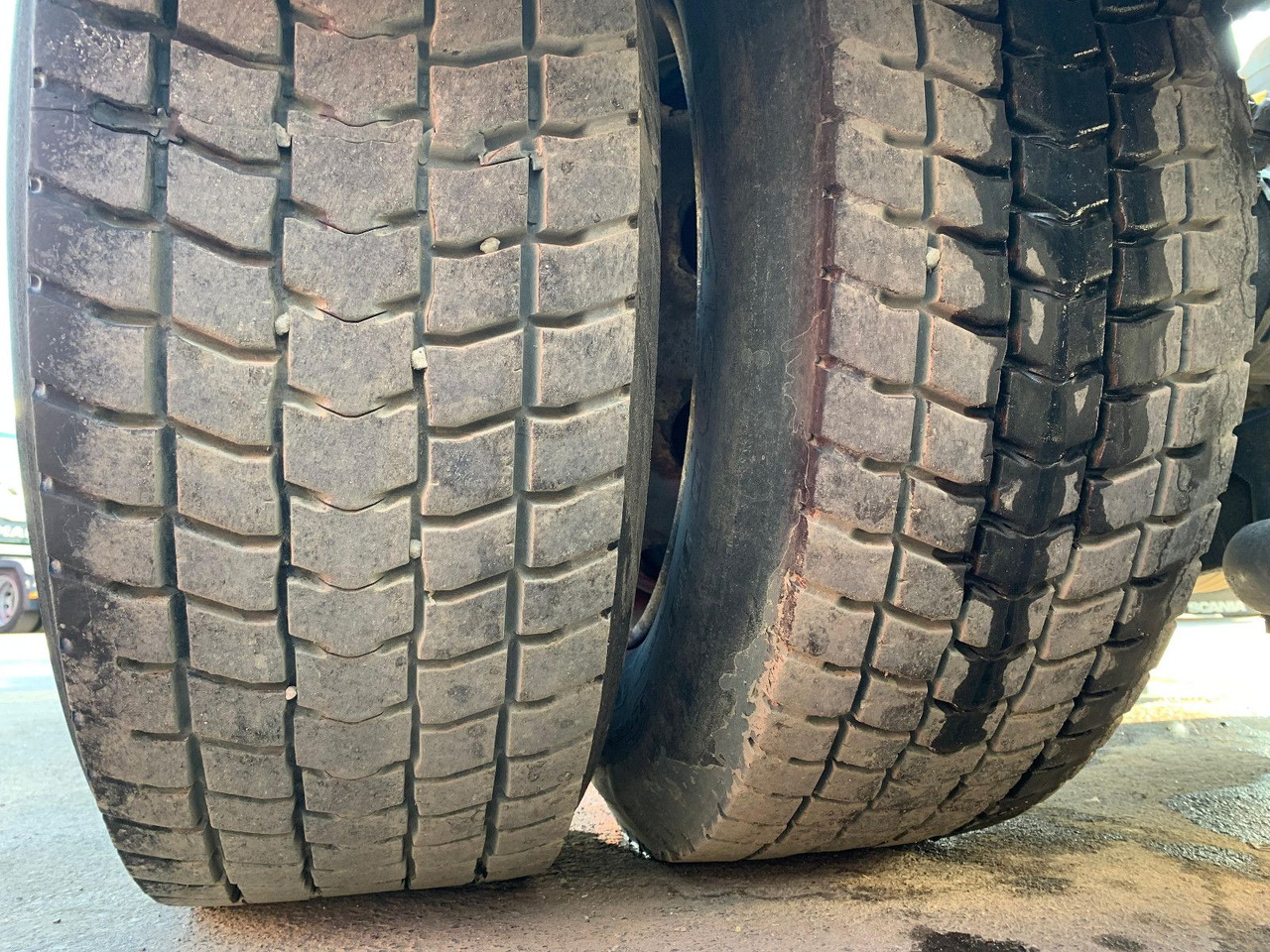 Kuorma-auto alusta DAF XF 480 SSC LL BDF *Retader/2xTank/ACC/Lift/AHK: kuva Kuorma-auto alusta DAF XF 480 SSC LL BDF *Retader/2xTank/ACC/Lift/AHK