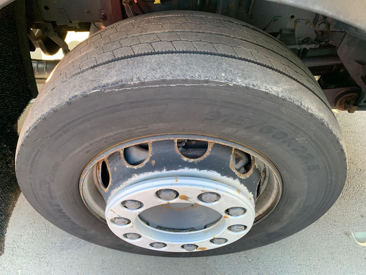Kuorma-auto alusta DAF XF 480 SSC LL BDF *Retader/2xTank/ACC/Lift/AHK: kuva Kuorma-auto alusta DAF XF 480 SSC LL BDF *Retader/2xTank/ACC/Lift/AHK