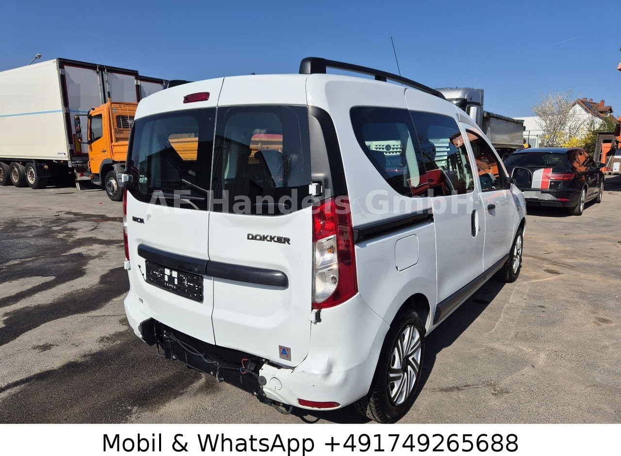 Dacia Dokker Comfort *Behindertengerecht/Rampe/Manual - Pikkubussi: kuva Dacia Dokker Comfort *Behindertengerecht/Rampe/Manual - Pikkubussi Dacia Dokker Comfort *Behindertengerecht/Rampe/Manual - Pikkubussi: kuva Dacia Dokker Comfort *Behindertengerecht/Rampe/Manual - Pikkubussi