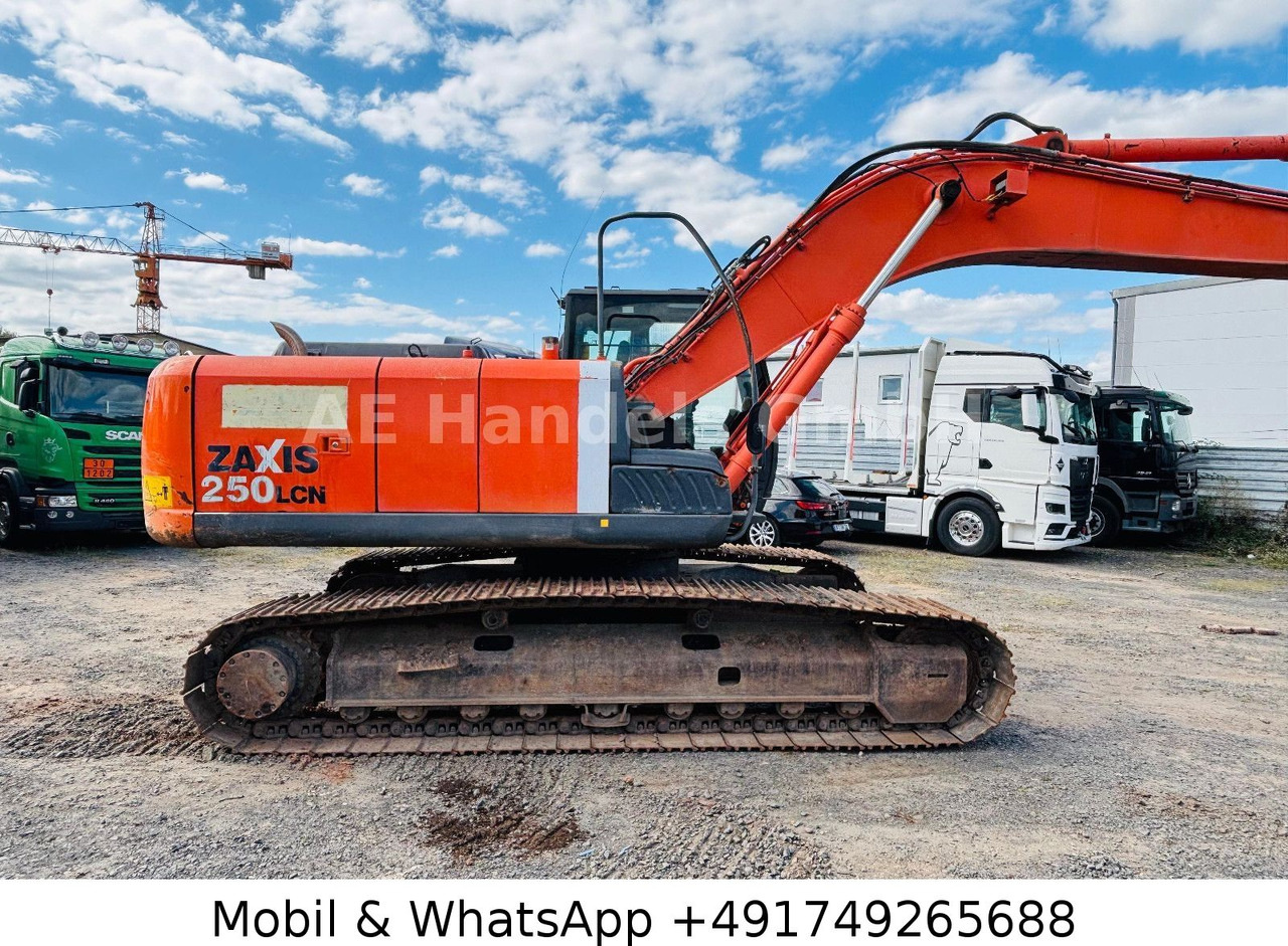 Hitachi ZX250LCN-3 *16.800 STD/Monoausleger/OilQuick - Telakaivukone: kuva Hitachi ZX250LCN-3 *16.800 STD/Monoausleger/OilQuick - Telakaivukone Hitachi ZX250LCN-3 *16.800 STD/Monoausleger/OilQuick - Telakaivukone: kuva Hitachi ZX250LCN-3 *16.800 STD/Monoausleger/OilQuick - Telakaivukone