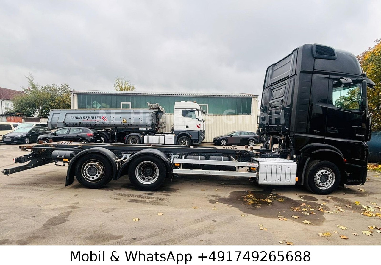 Mercedes-Benz Actros 2542 GigaSpace LL BDF*Retarder/Multi/Lift - Konttialus/ Vaihtokuormatilat kuorma-auto: kuva  Mercedes-Benz Actros 2542 GigaSpace LL BDF*Retarder/Multi/Lift - Konttialus/ Vaihtokuormatilat kuorma-auto Mercedes-Benz Actros 2542 GigaSpace LL BDF*Retarder/Multi/Lift - Konttialus/ Vaihtokuormatilat kuorma-auto: kuva  Mercedes-Benz Actros 2542 GigaSpace LL BDF*Retarder/Multi/Lift - Konttialus/ Vaihtokuormatilat kuorma-auto