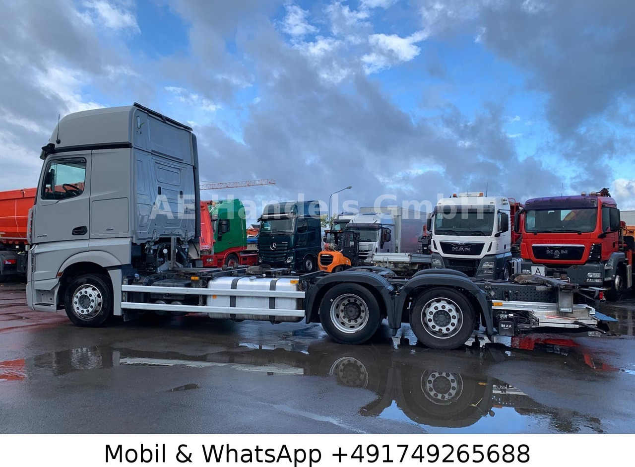 Mercedes-Benz Actros V 2545 BigSpace LL*Retarder/LBW/Lenk+Lift - Kuorma-auto alusta: kuva  Mercedes-Benz Actros V 2545 BigSpace LL*Retarder/LBW/Lenk+Lift - Kuorma-auto alusta Mercedes-Benz Actros V 2545 BigSpace LL*Retarder/LBW/Lenk+Lift - Kuorma-auto alusta: kuva  Mercedes-Benz Actros V 2545 BigSpace LL*Retarder/LBW/Lenk+Lift - Kuorma-auto alusta