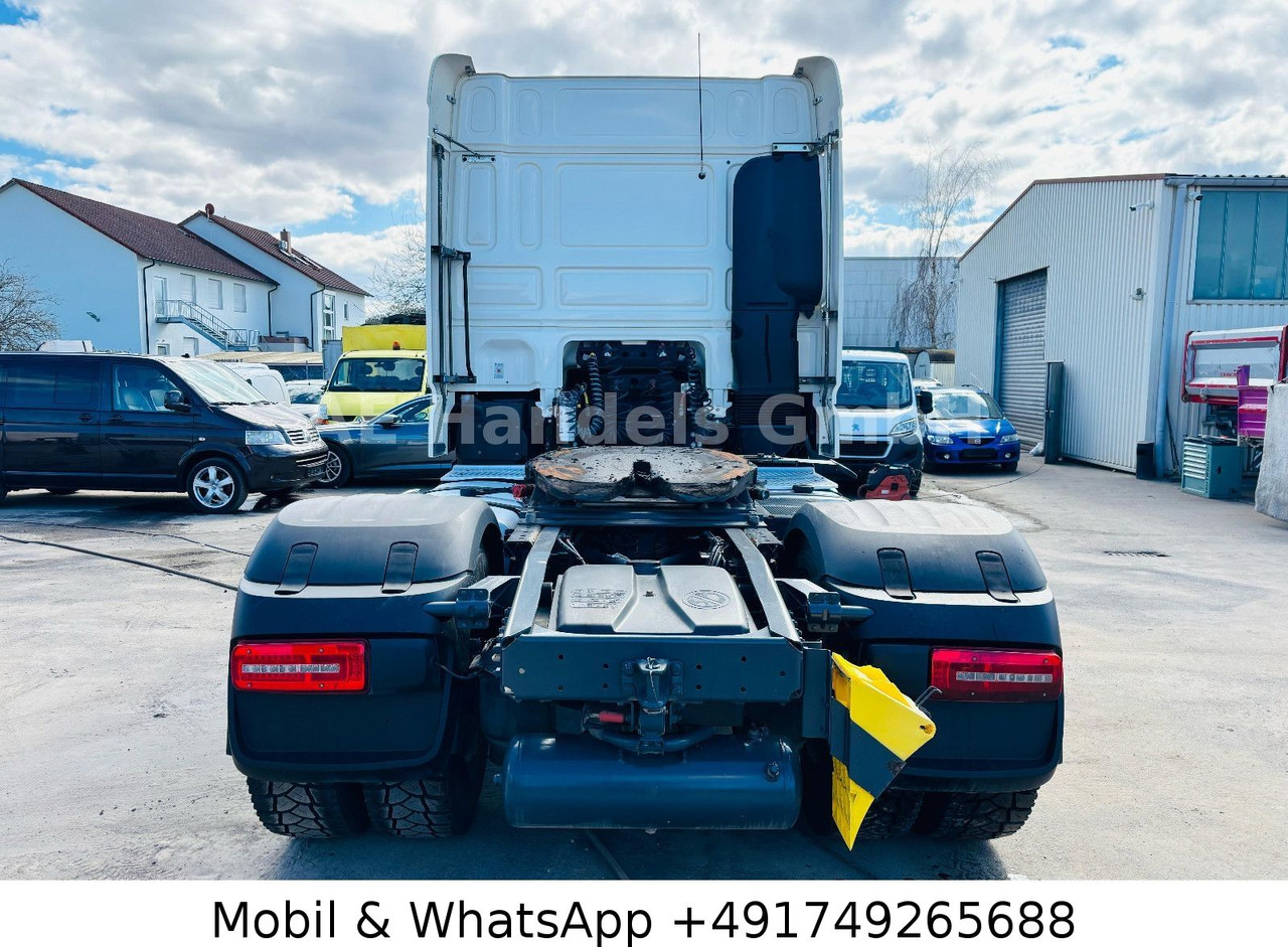 DAF XF 530 SC BL PXP 4x4 *Retarder/Hydr./Standklima - Vetopöytäauto: kuva DAF XF 530 SC BL PXP 4x4 *Retarder/Hydr./Standklima - Vetopöytäauto DAF XF 530 SC BL PXP 4x4 *Retarder/Hydr./Standklima - Vetopöytäauto: kuva DAF XF 530 SC BL PXP 4x4 *Retarder/Hydr./Standklima - Vetopöytäauto