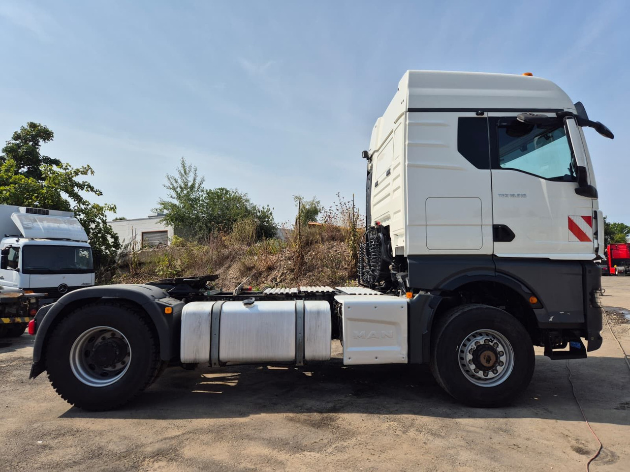 MAN TGX 18.510 BL 4x4 HydroDrive *Pritader/Hydr./ACC - Vetopöytäauto: kuva MAN TGX 18.510 BL 4x4 HydroDrive *Pritader/Hydr./ACC - Vetopöytäauto MAN TGX 18.510 BL 4x4 HydroDrive *Pritader/Hydr./ACC - Vetopöytäauto: kuva MAN TGX 18.510 BL 4x4 HydroDrive *Pritader/Hydr./ACC - Vetopöytäauto