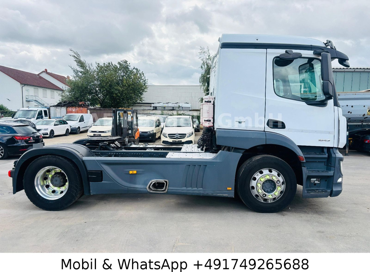 Mercedes-Benz Actros 1843 L CS BL ADR *Retader/ACC/LDW/Alcoa - Vetopöytäauto: kuva Mercedes-Benz Actros 1843 L CS BL ADR *Retader/ACC/LDW/Alcoa - Vetopöytäauto Mercedes-Benz Actros 1843 L CS BL ADR *Retader/ACC/LDW/Alcoa - Vetopöytäauto: kuva Mercedes-Benz Actros 1843 L CS BL ADR *Retader/ACC/LDW/Alcoa - Vetopöytäauto