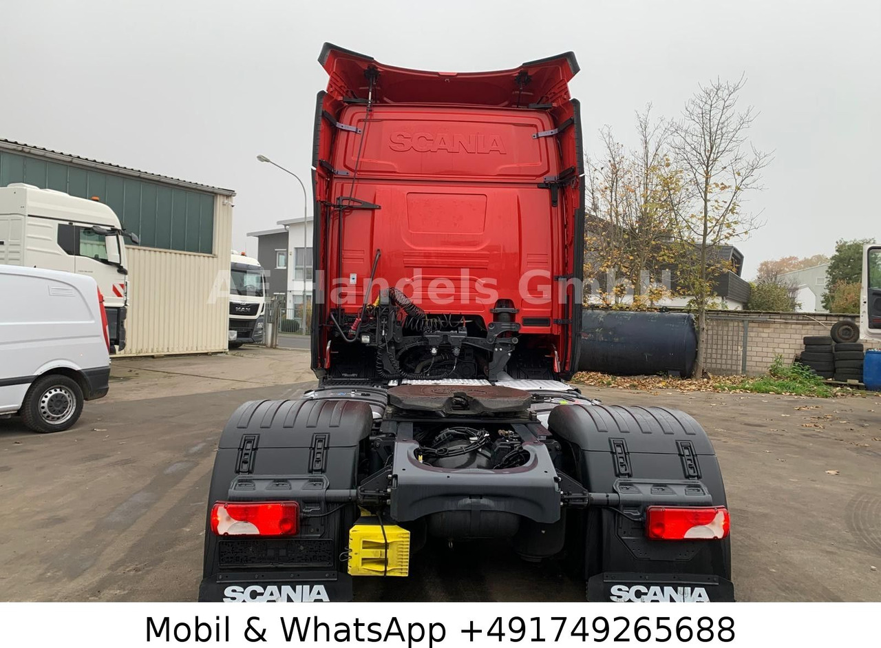 Scania R450 HighLine LL LowDeck 4x2*Retarder/2xTank/ACC - Vetopöytäauto: kuva Scania R450 HighLine LL LowDeck 4x2*Retarder/2xTank/ACC - Vetopöytäauto Scania R450 HighLine LL LowDeck 4x2*Retarder/2xTank/ACC - Vetopöytäauto: kuva Scania R450 HighLine LL LowDeck 4x2*Retarder/2xTank/ACC - Vetopöytäauto