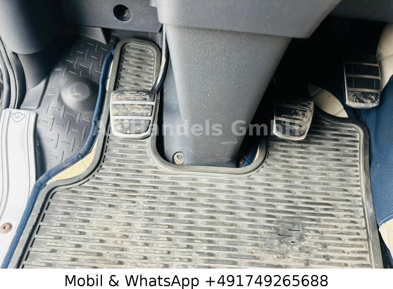 Vetopöytäauto Scania R520 V8 TopLine LL Low *Retarder/Hubsattel/ACC: kuva Vetopöytäauto Scania R520 V8 TopLine LL Low *Retarder/Hubsattel/ACC Vetopöytäauto Scania R520 V8 TopLine LL Low *Retarder/Hubsattel/ACC: kuva Vetopöytäauto Scania R520 V8 TopLine LL Low *Retarder/Hubsattel/ACC