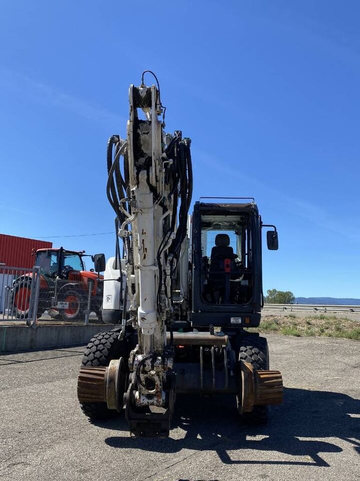 ACX DOOSAN 23 R-R 1er Main a réparer endommagée - Pyöräalustainen kaivinkone: kuva ACX DOOSAN 23 R-R 1er Main a réparer endommagée - Pyöräalustainen kaivinkone ACX DOOSAN 23 R-R 1er Main a réparer endommagée - Pyöräalustainen kaivinkone: kuva ACX DOOSAN 23 R-R 1er Main a réparer endommagée - Pyöräalustainen kaivinkone