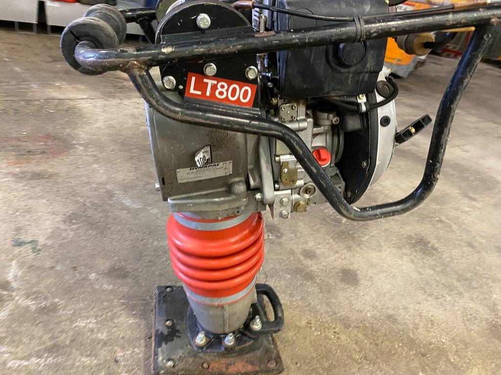 Dynapac LT 800 - Tärylevy: kuva Dynapac LT 800 - Tärylevy Dynapac LT 800 - Tärylevy: kuva Dynapac LT 800 - Tärylevy