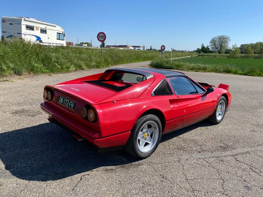 Ferrari 328 GTS / Origine Française endommagé - Henkilöauto: kuva Ferrari 328 GTS / Origine Française endommagé - Henkilöauto Ferrari 328 GTS / Origine Française endommagé - Henkilöauto: kuva Ferrari 328 GTS / Origine Française endommagé - Henkilöauto