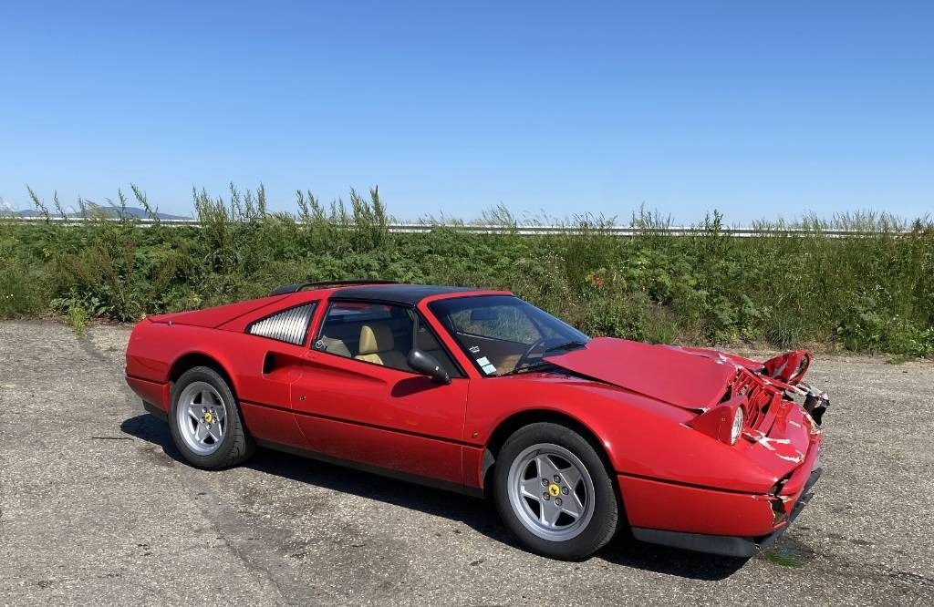 Ferrari 328 GTS / Origine Française endommagé - Henkilöauto: kuva Ferrari 328 GTS / Origine Française endommagé - Henkilöauto Ferrari 328 GTS / Origine Française endommagé - Henkilöauto: kuva Ferrari 328 GTS / Origine Française endommagé - Henkilöauto