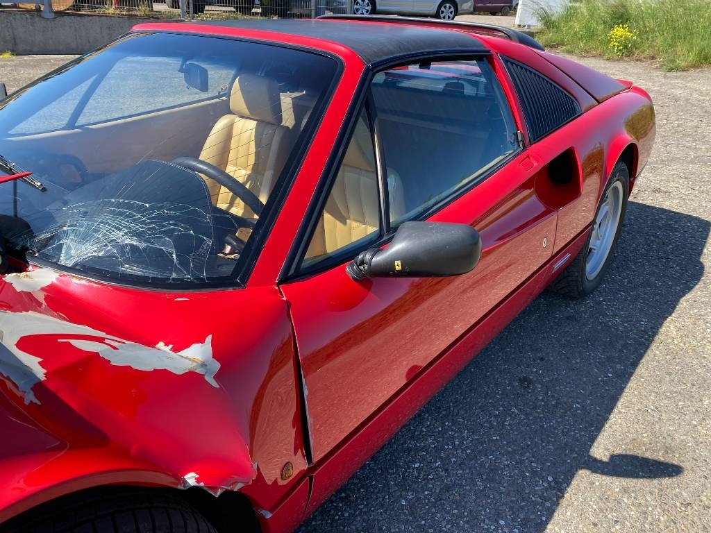 Henkilöauto Ferrari 328 GTS / Origine Française endommagé: kuva Henkilöauto Ferrari 328 GTS / Origine Française endommagé Henkilöauto Ferrari 328 GTS / Origine Française endommagé: kuva Henkilöauto Ferrari 328 GTS / Origine Française endommagé