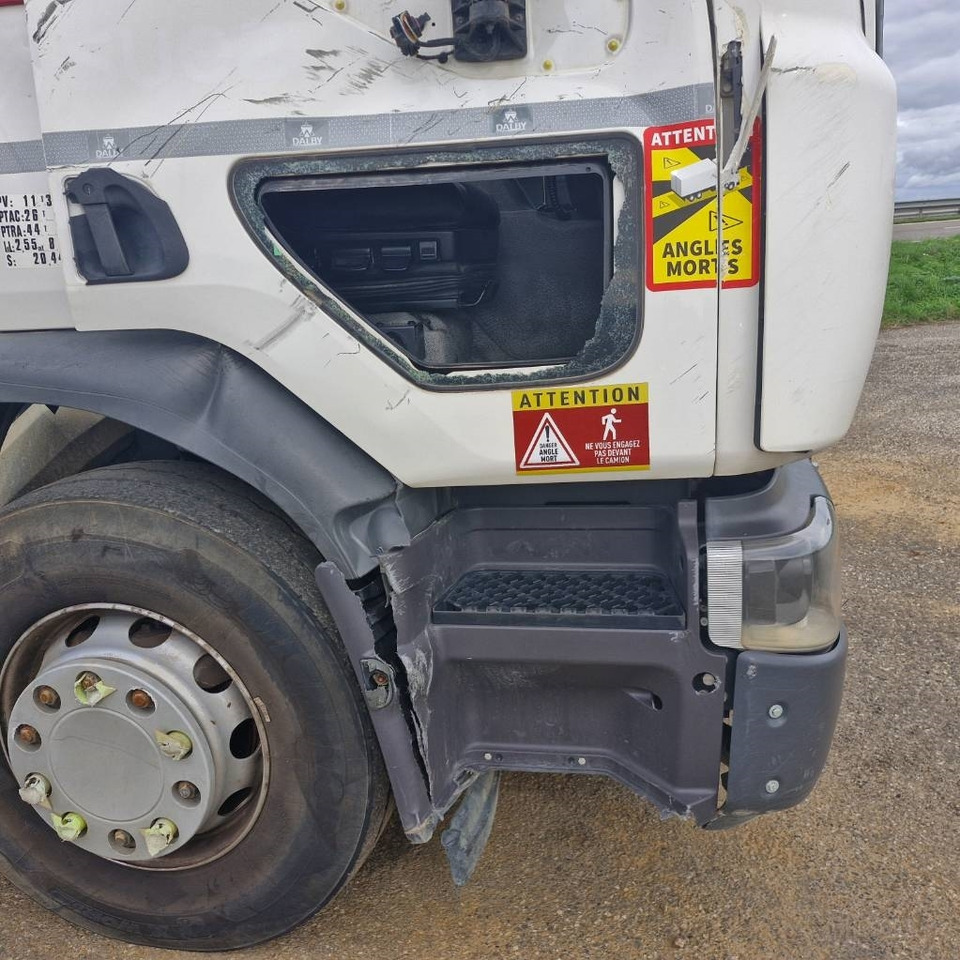 Koukkulava kuorma-auto Renault D Wide 380: kuva Koukkulava kuorma-auto Renault D Wide 380 Koukkulava kuorma-auto Renault D Wide 380: kuva Koukkulava kuorma-auto Renault D Wide 380