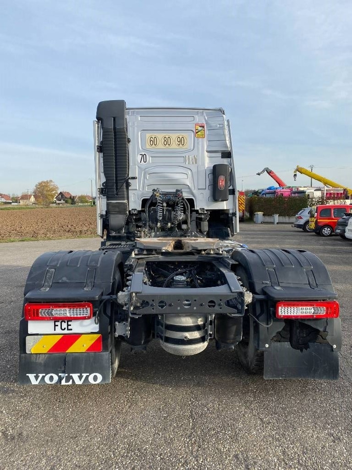 Volvo FH 460 / I-Save 1er Main endommagé - Vetopöytäauto: kuva Volvo FH 460 / I-Save 1er Main endommagé - Vetopöytäauto Volvo FH 460 / I-Save 1er Main endommagé - Vetopöytäauto: kuva Volvo FH 460 / I-Save 1er Main endommagé - Vetopöytäauto