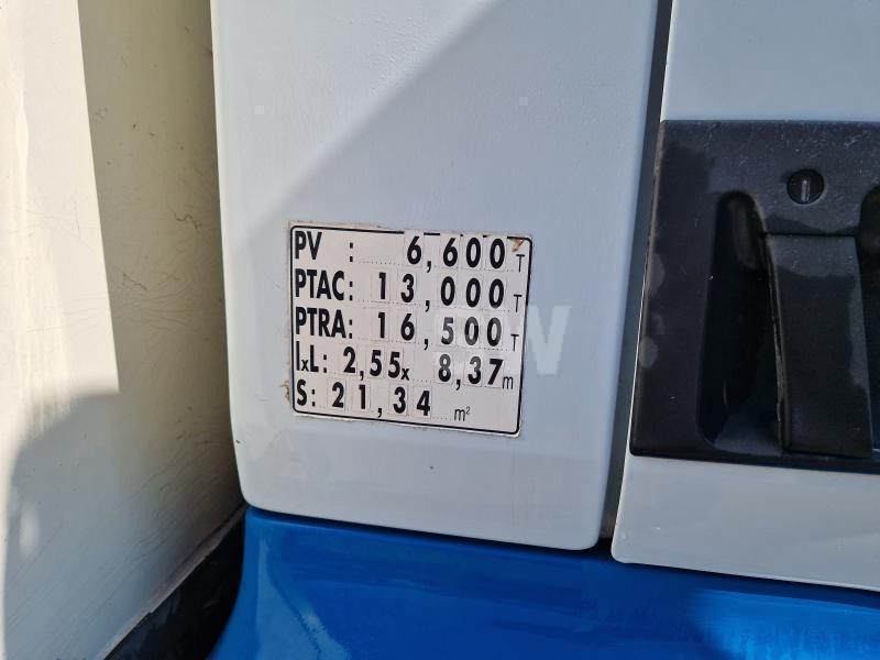 Umpikori kuorma-auto Renault DCI 220: kuva Umpikori kuorma-auto Renault DCI 220