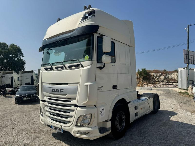 DAF XF 460 - Vetopöytäauto: kuva DAF XF 460 - Vetopöytäauto DAF XF 460 - Vetopöytäauto: kuva DAF XF 460 - Vetopöytäauto