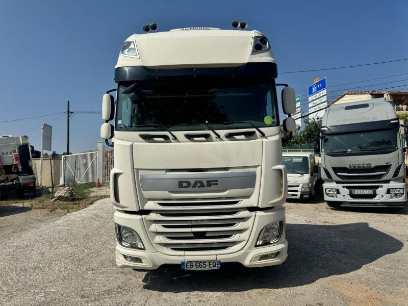 DAF XF 460 - Vetopöytäauto: kuva DAF XF 460 - Vetopöytäauto DAF XF 460 - Vetopöytäauto: kuva DAF XF 460 - Vetopöytäauto
