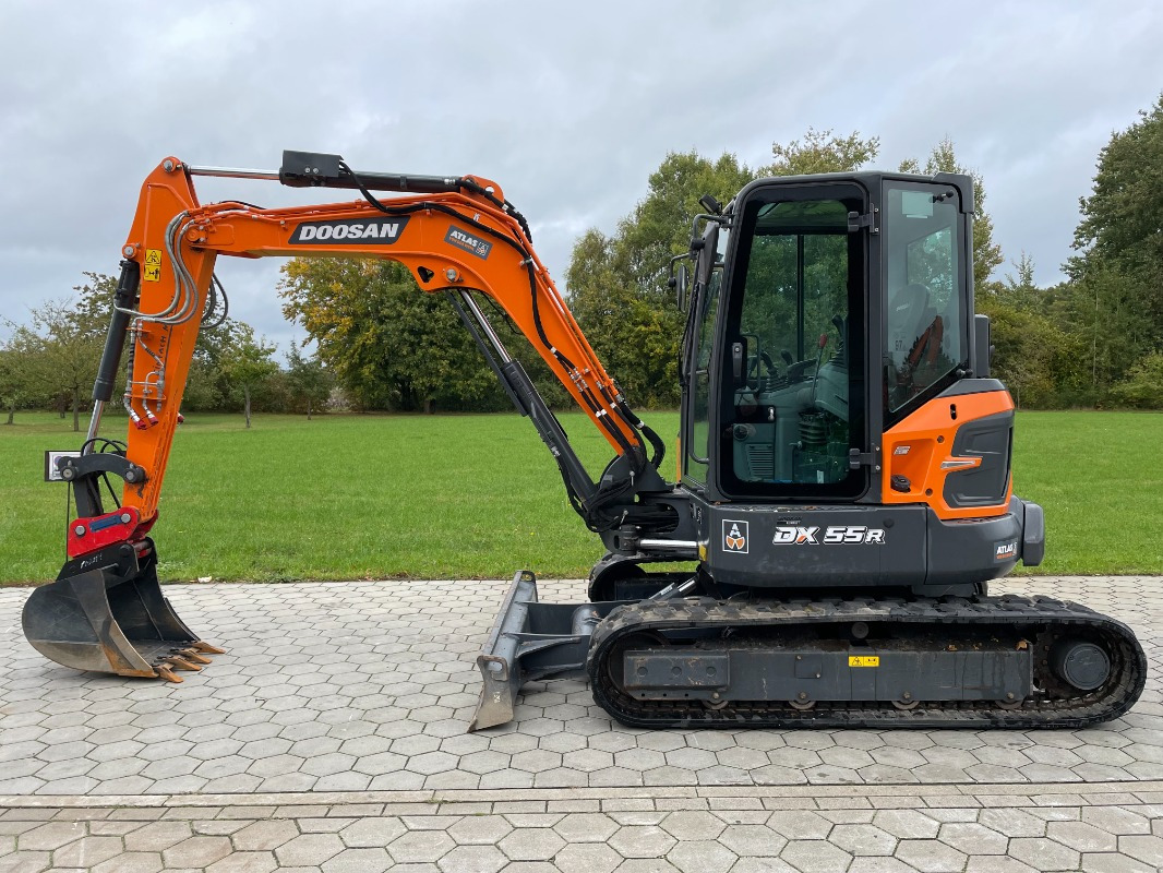 Doosan DX55R-7 - Minikuormaaja: kuva Doosan DX55R-7 - Minikuormaaja Doosan DX55R-7 - Minikuormaaja: kuva Doosan DX55R-7 - Minikuormaaja
