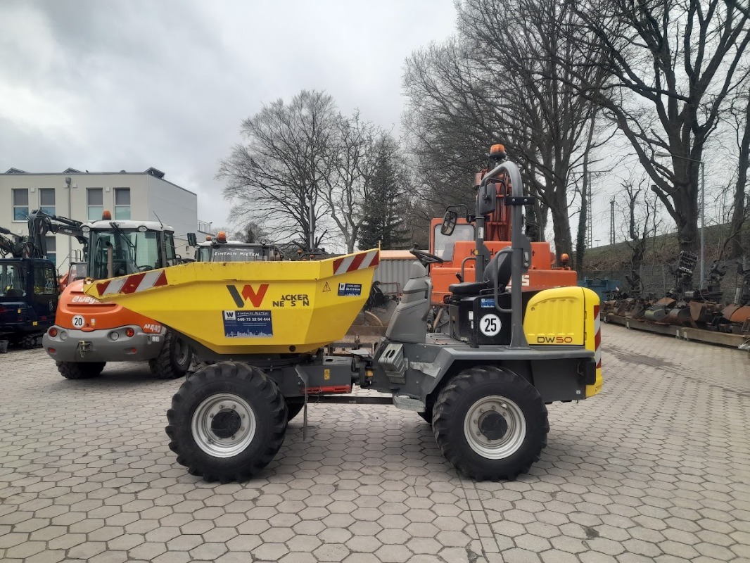 Neuson DW50 - Pikku dumpperi: kuva Neuson DW50 - Pikku dumpperi Neuson DW50 - Pikku dumpperi: kuva Neuson DW50 - Pikku dumpperi